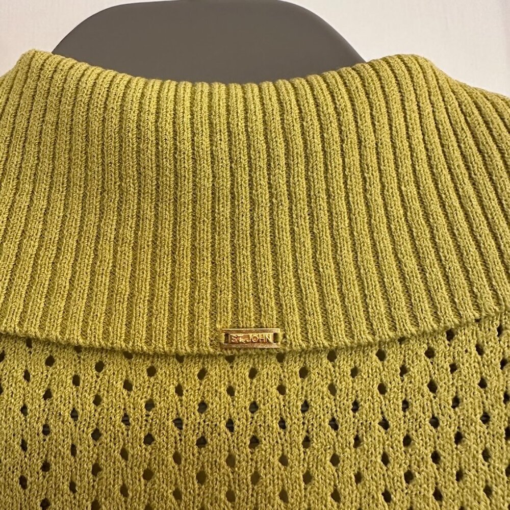 St. John Collection Chartreuse V-Neck Short Sleeve Sweater - Picture 5 of 6